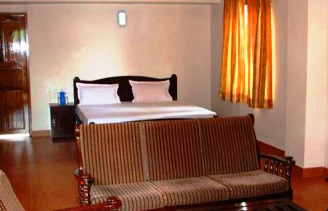 Golden Turtles Beach Resort, Kovalam 4